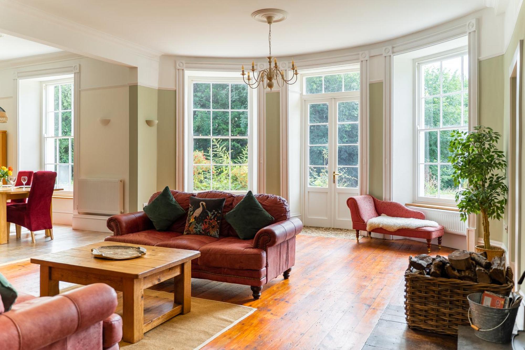 Holyland House - Greenacres Estates Lamphey Bagian luar foto