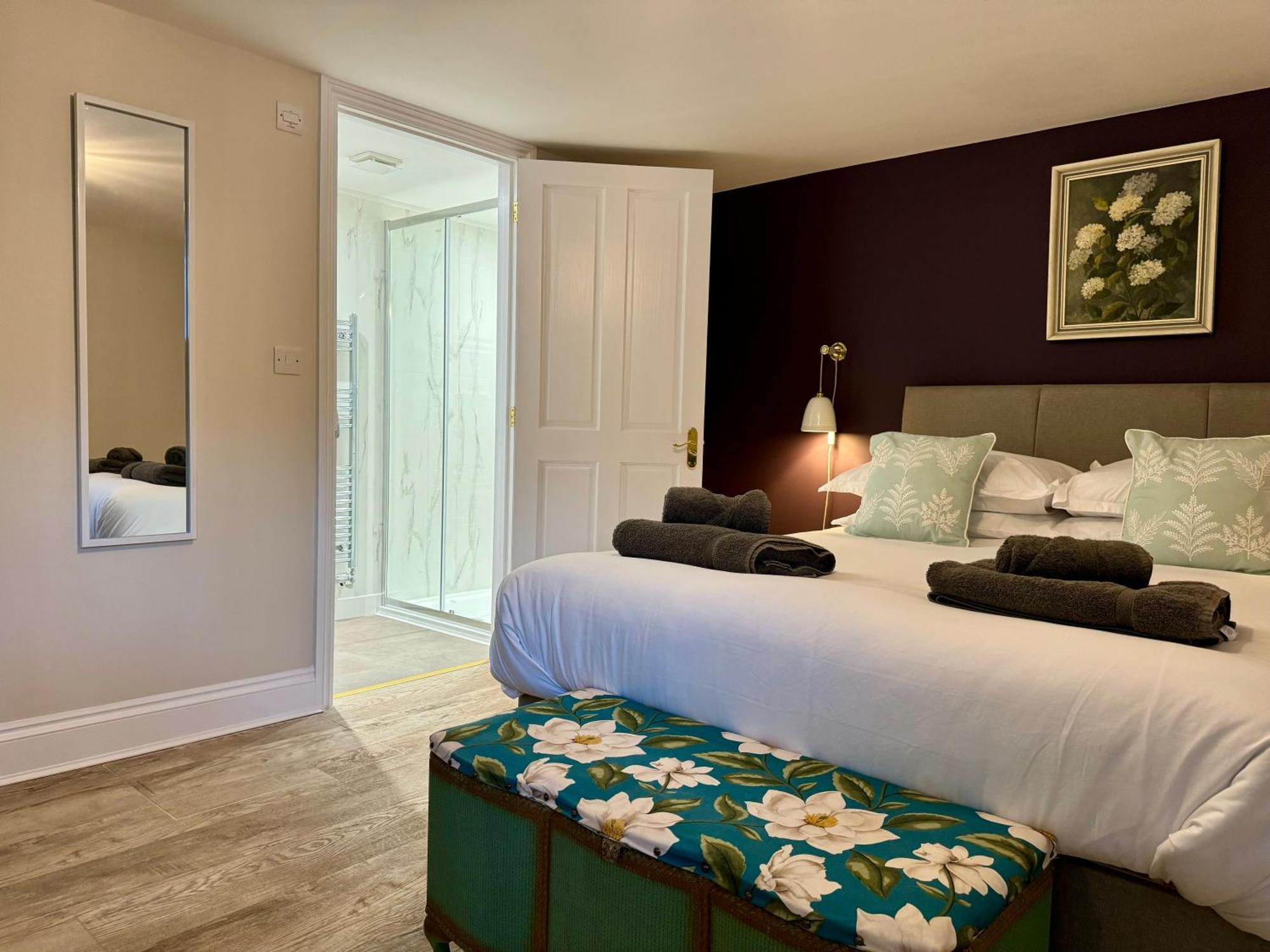 Holyland House - Greenacres Estates Lamphey Bagian luar foto